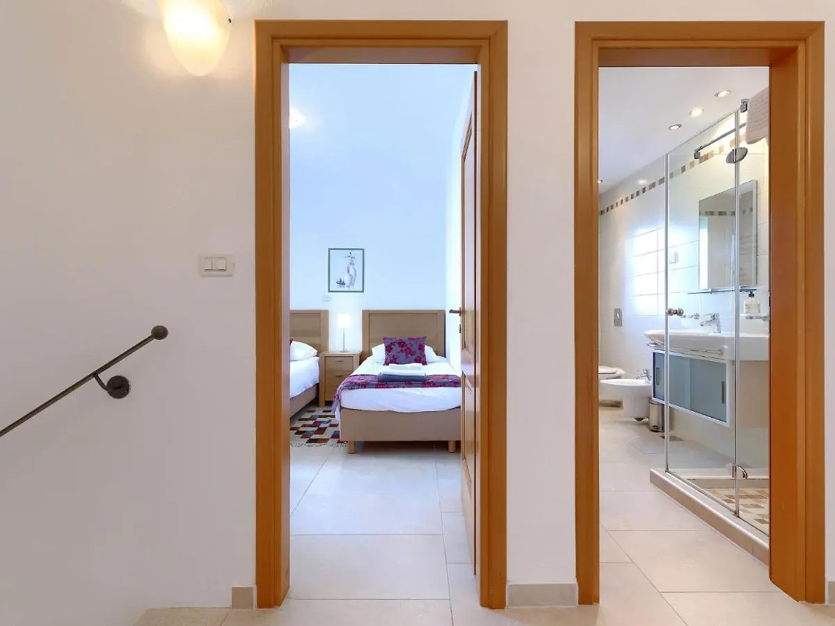 Villa Stuartma By Interhome Donje Baredine